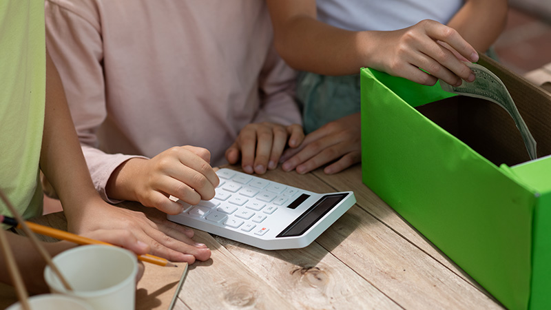 What Is Straight-Time Pay? A Complete Guide for Small Businesses
